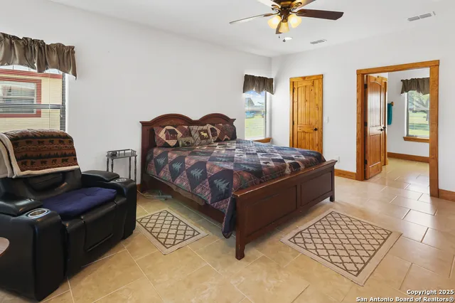 $480,000 | 867 Rivertree Road, Rio Frio, TX 78879