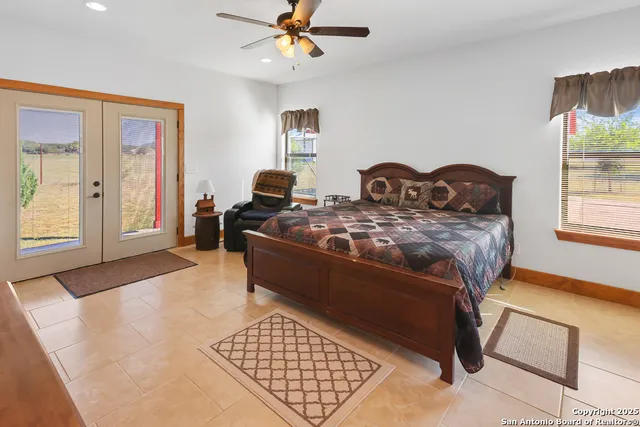 $480,000 | 867 Rivertree Road, Rio Frio, TX 78879