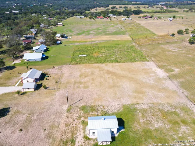 $480,000 | 867 Rivertree Road, Rio Frio, TX 78879