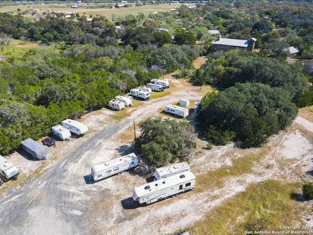 $480,000 | 867 Rivertree Road, Rio Frio, TX 78879