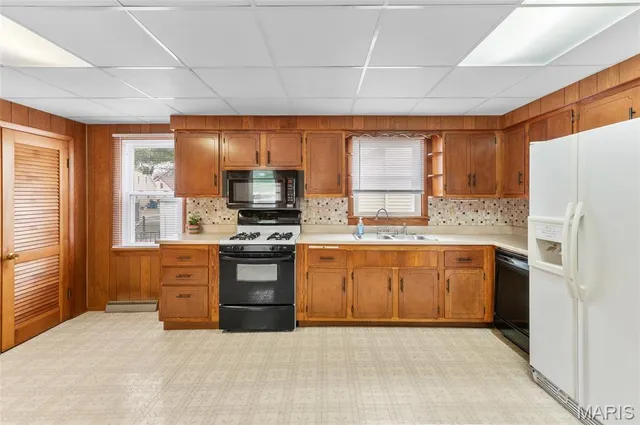 $160,000 | 105 North 3rd Street, New Baden, IL 62265