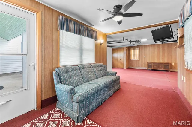 $160,000 | 105 North 3rd Street, New Baden, IL 62265