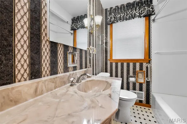 $160,000 | 105 North 3rd Street, New Baden, IL 62265