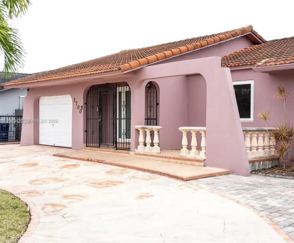 $799,000 | 3700 Southwest 139th Avenue, Miami, FL 33175