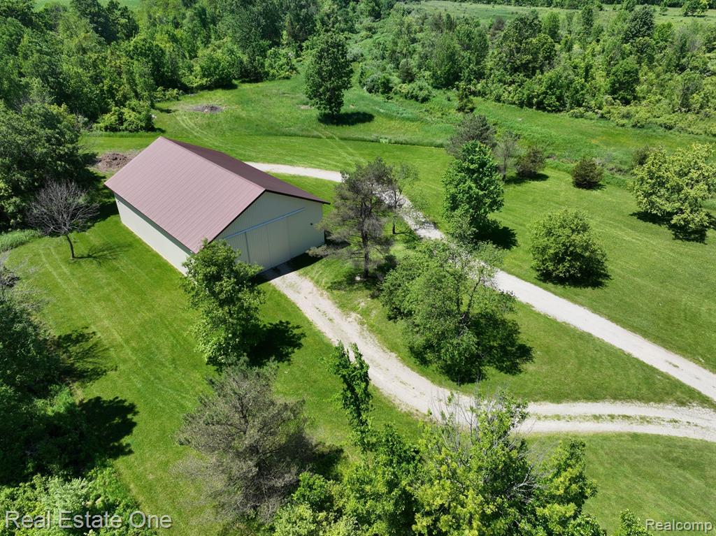 2482 South Latson Road Howell, MI 48843 - Photo 7 of 87