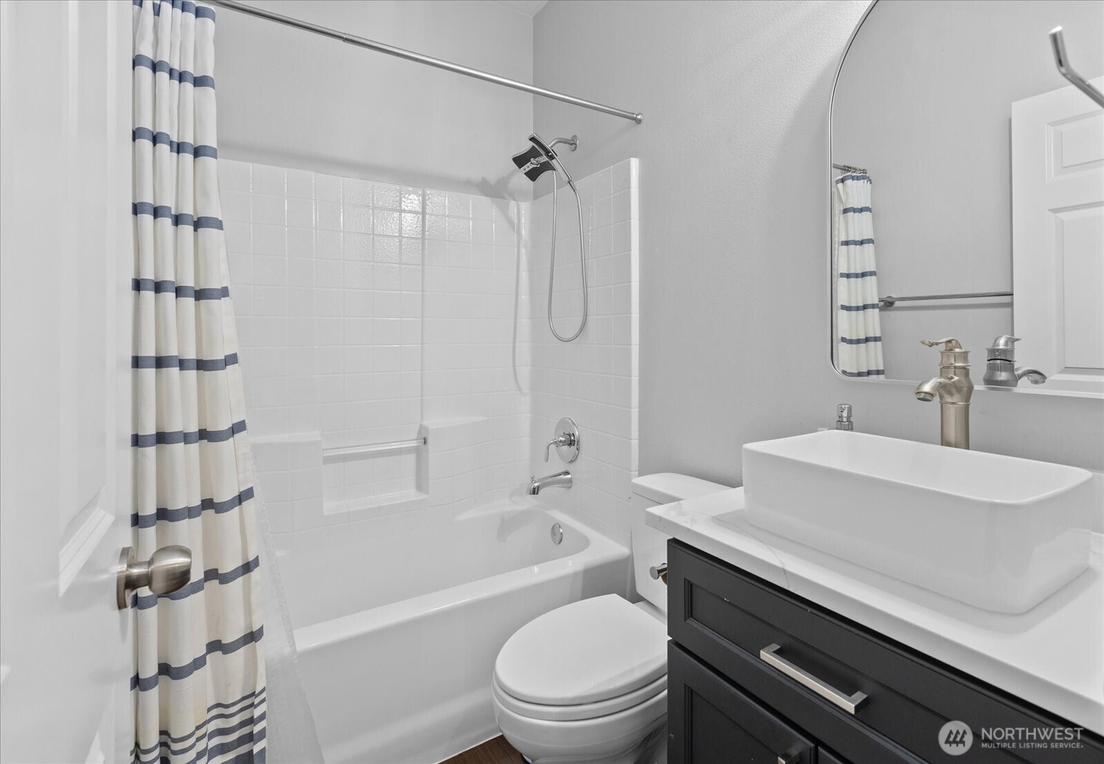 228 Nellis Road Bothell, WA 98012 - Photo 25 of 33