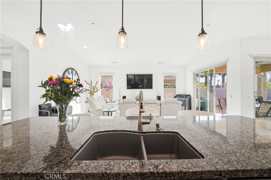 61 Cabernet Rancho Mirage, CA 92270 - Photo 11 of 41