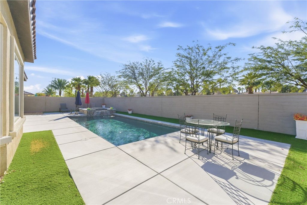 61 Cabernet Rancho Mirage, CA 92270 - Photo 37 of 41