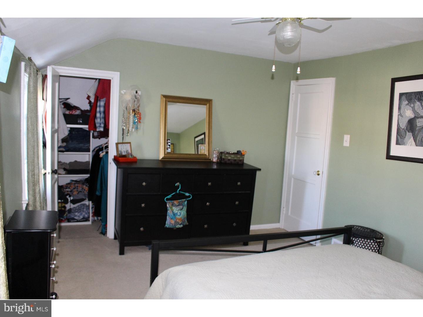 675 Clymer Lane Ridley Park, PA 19078 - Photo 8 of 17 Gallery Image 8