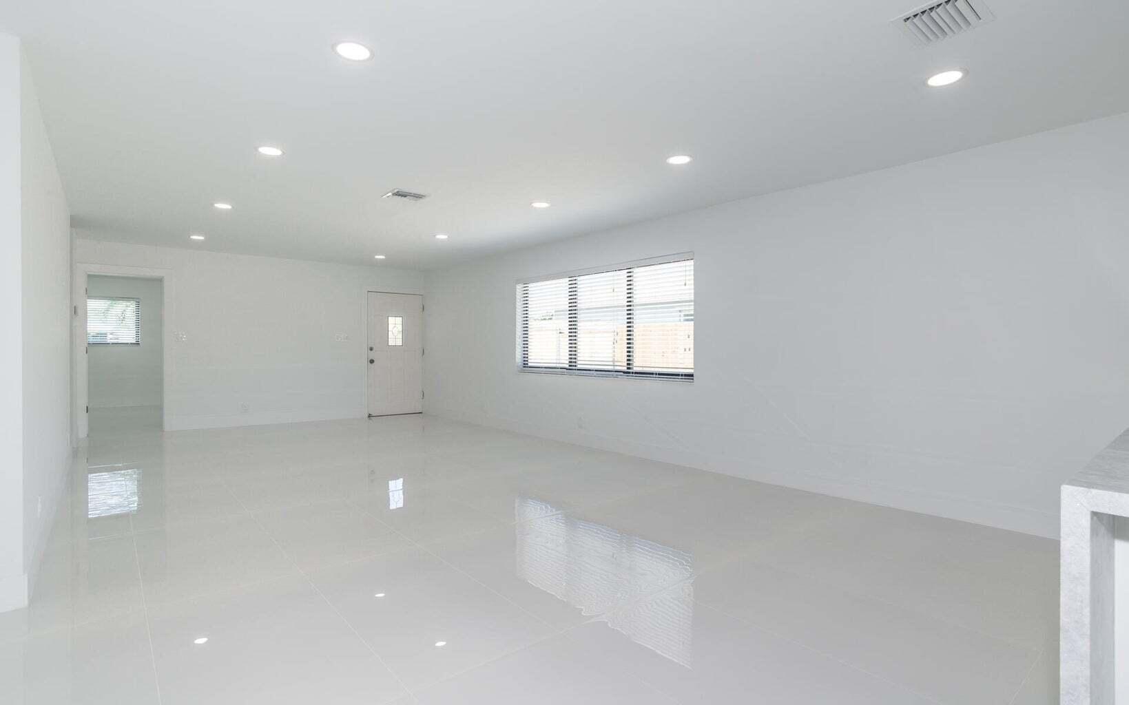 524 Northwest 53rd Street Boca Raton, FL 33487 - Photo 12 of 36 20210929223522120552000000-o