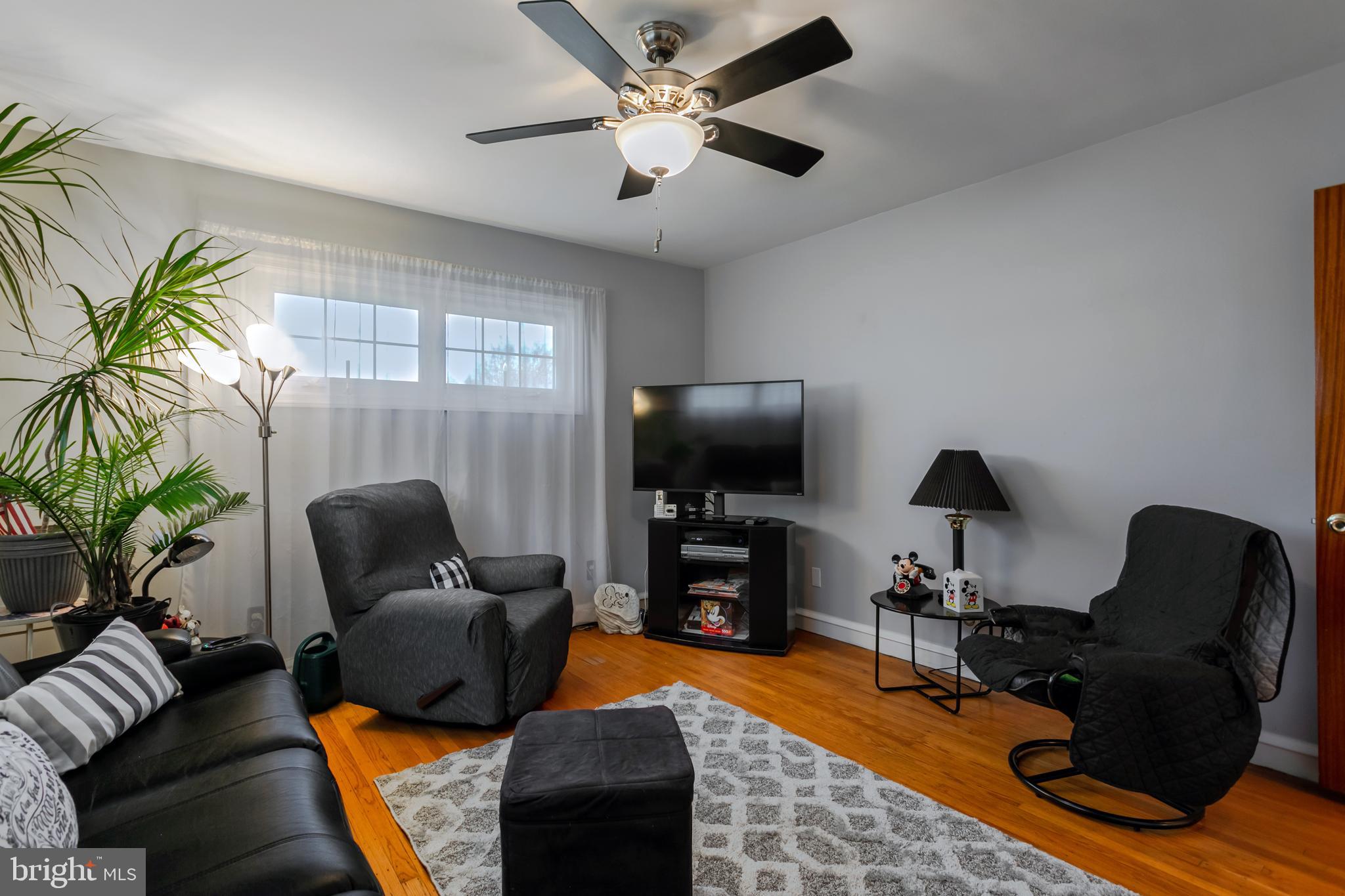 1301 Dill Road Havertown, PA 19083 - Photo 12 of 32