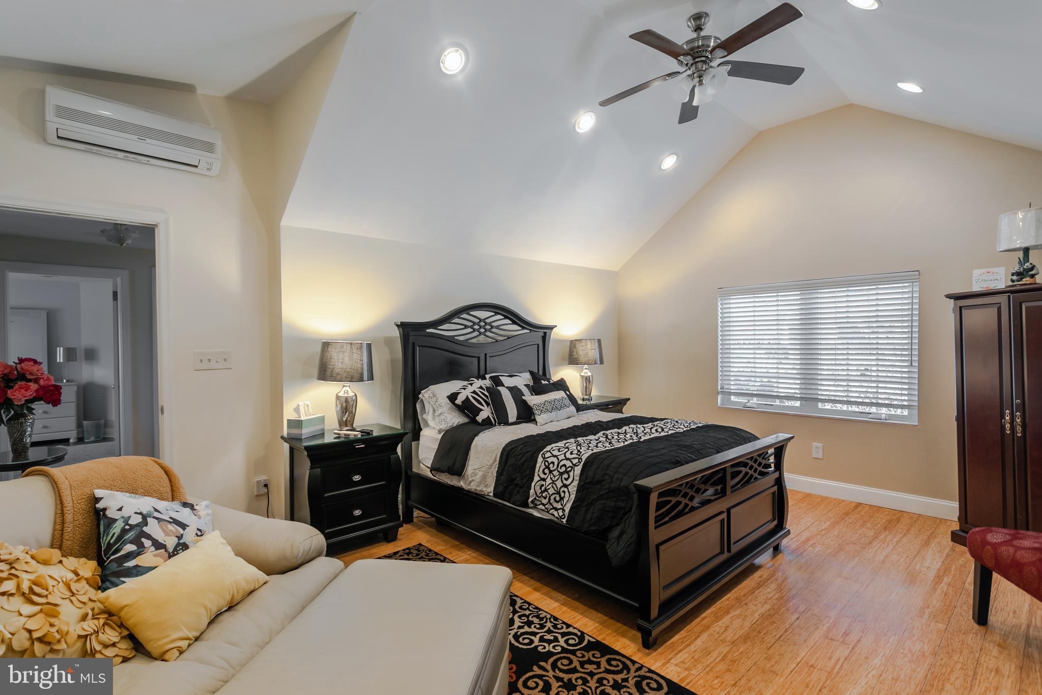 1301 Dill Road Havertown, PA 19083 - Photo 14 of 32