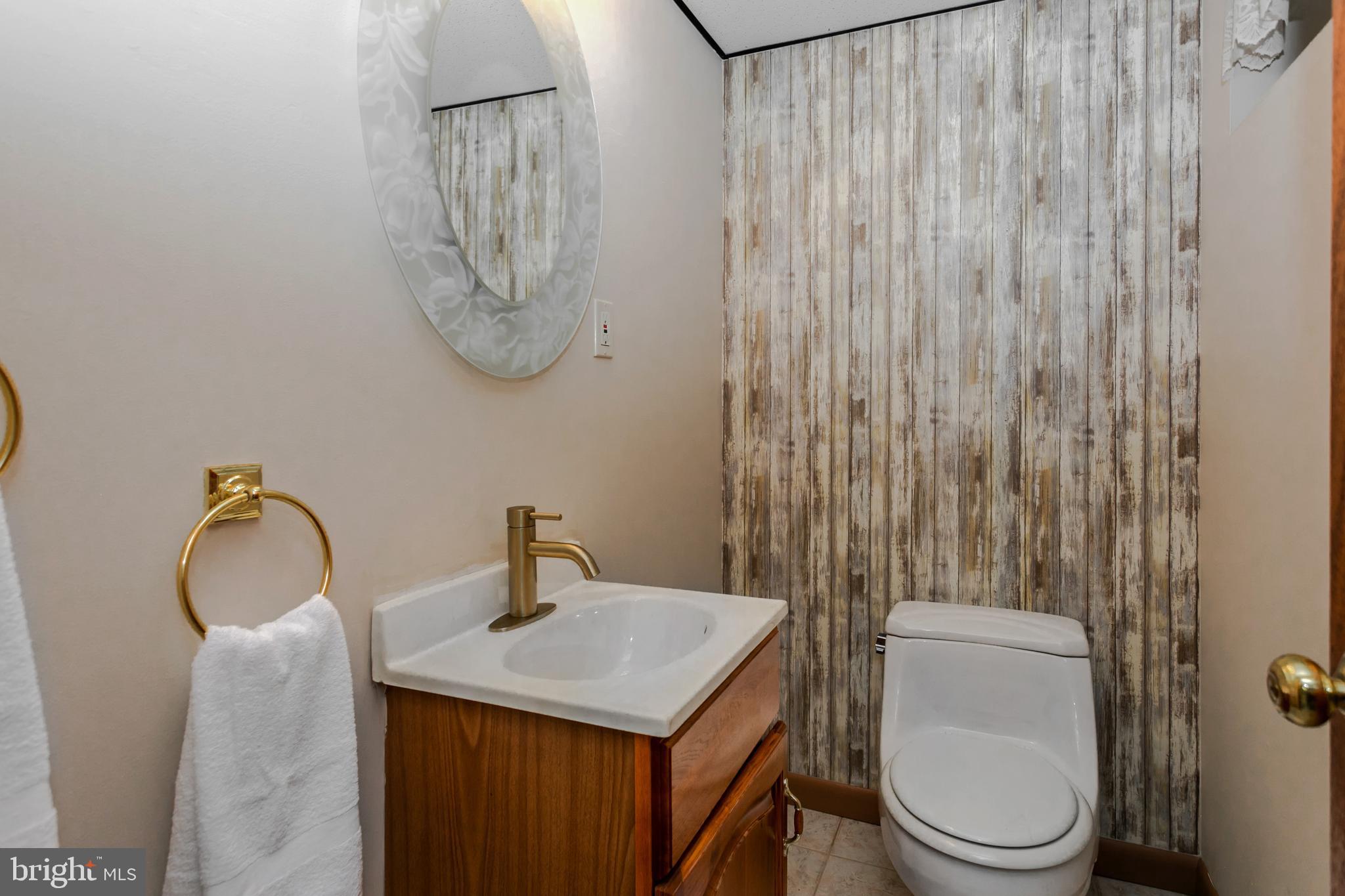 1301 Dill Road Havertown, PA 19083 - Photo 29 of 32