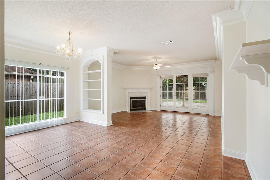 1710 Kings Row Slidell, LA 70461 - Photo 6 of 15