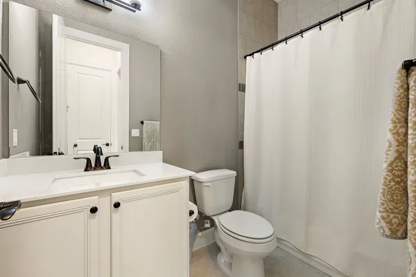 $790,000 | 2000 Mazarro Drive, Unit 25, Leander, TX 78641