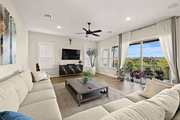 $790,000 | 2000 Mazarro Drive, Unit 25, Leander, TX 78641