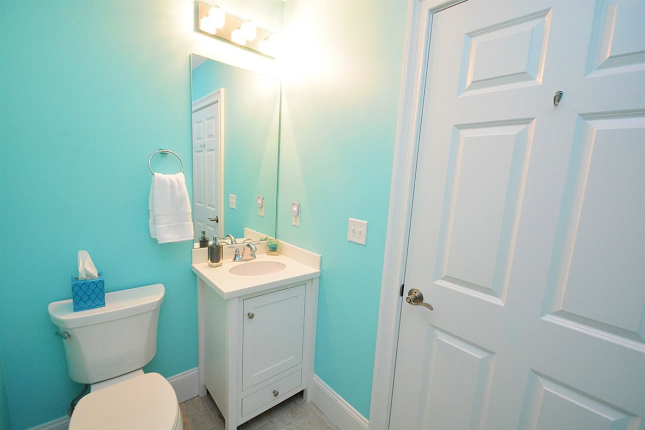 580 Winnacunnet Road, Unit 301 Hampton, NH 03842 - Photo 26 of 39