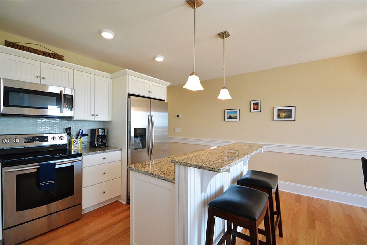 580 Winnacunnet Road, Unit 301 Hampton, NH 03842 - Photo 8 of 39