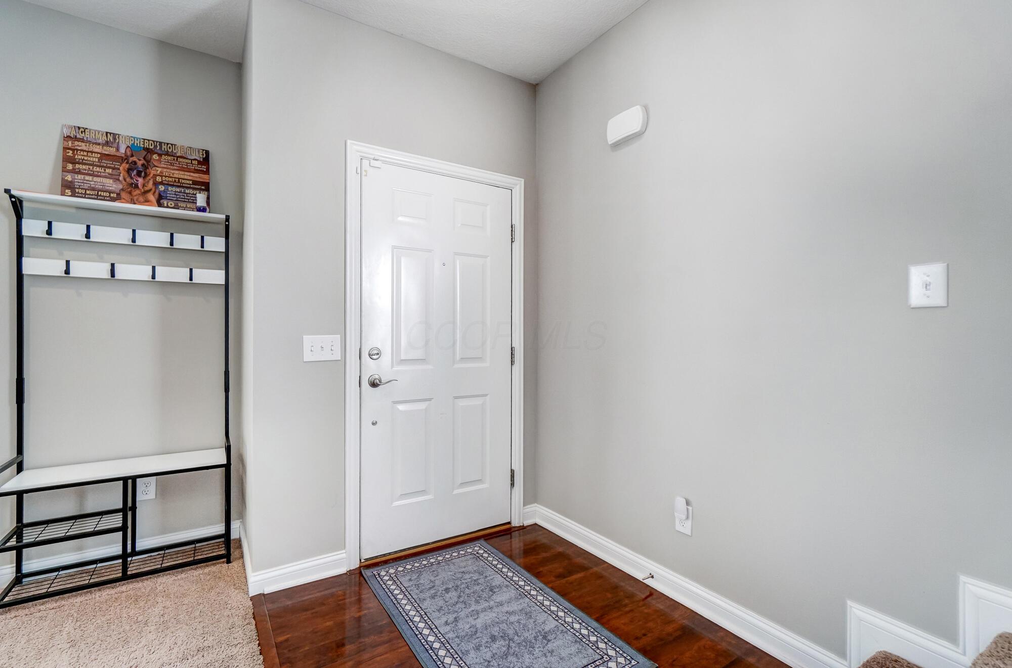 6150 Rackley Way Westerville, OH 43081 - Photo 3 of 51 003