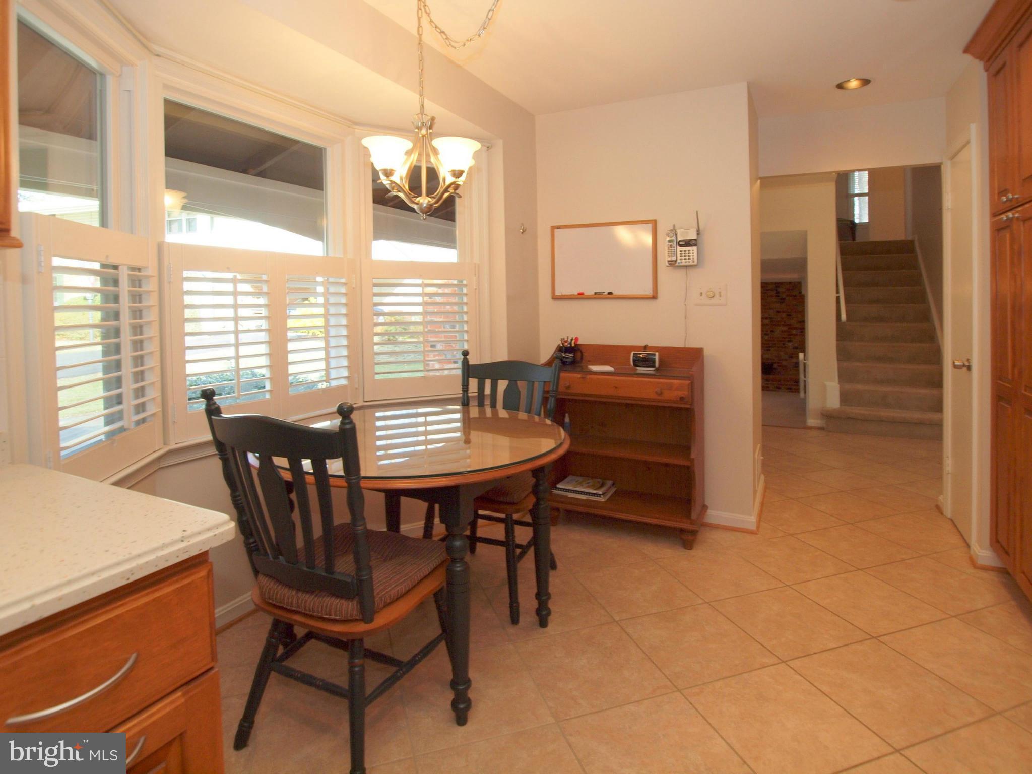 7219 Reservation Drive Springfield, VA 22153 - Photo 5 of 28 Kitchen