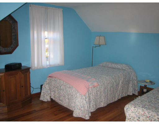 44 Arthur Street Springfield, MA 01104 - Photo 11 of 16