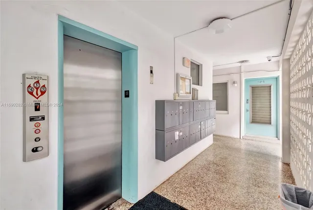 $259,000 | 350 Collins Avenue, Unit 306, Miami Beach, FL 33139
