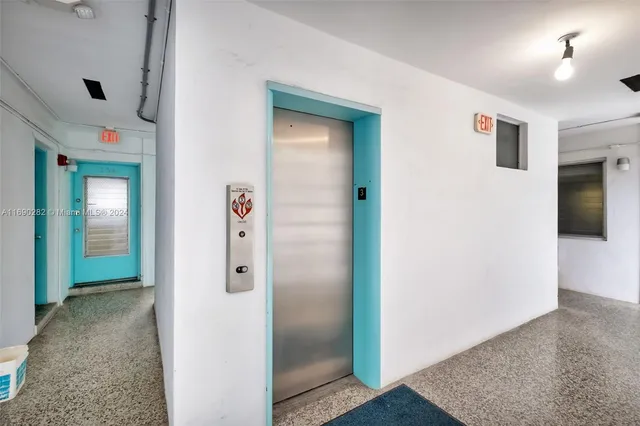 $259,000 | 350 Collins Avenue, Unit 306, Miami Beach, FL 33139