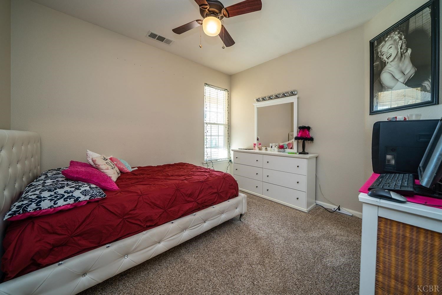 581 Bluejay Avenue Lemoore, CA 93245 - Photo 6 of 26 Gallery Image 6