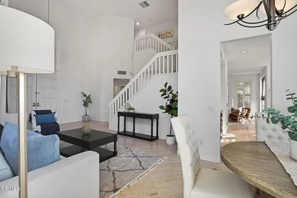 $1,395,000 | 445 Cremona Way, Oak Park, CA 91377
