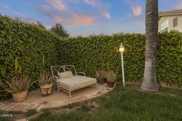 $1,395,000 | 445 Cremona Way, Oak Park, CA 91377