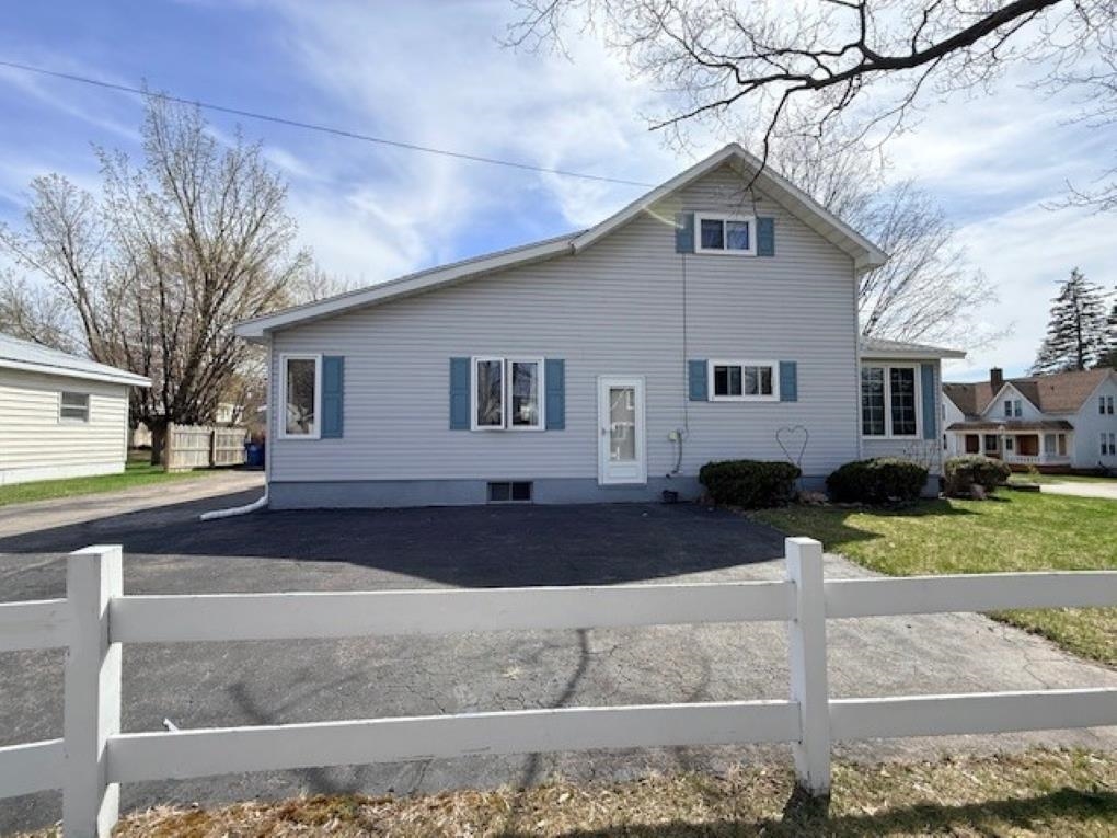 311 Pier Street Merrill, WI 54452 - Photo 30 of 34