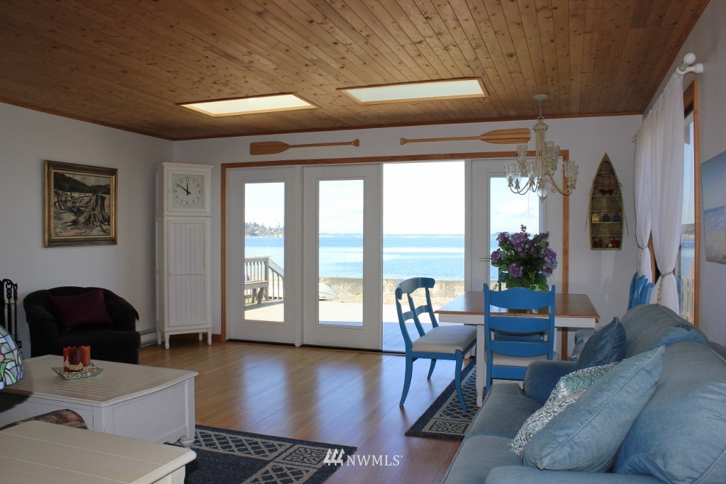 1305 Arrowhead Road Camano Island, WA 98282 - Photo 9 of 15 Gallery Image 9