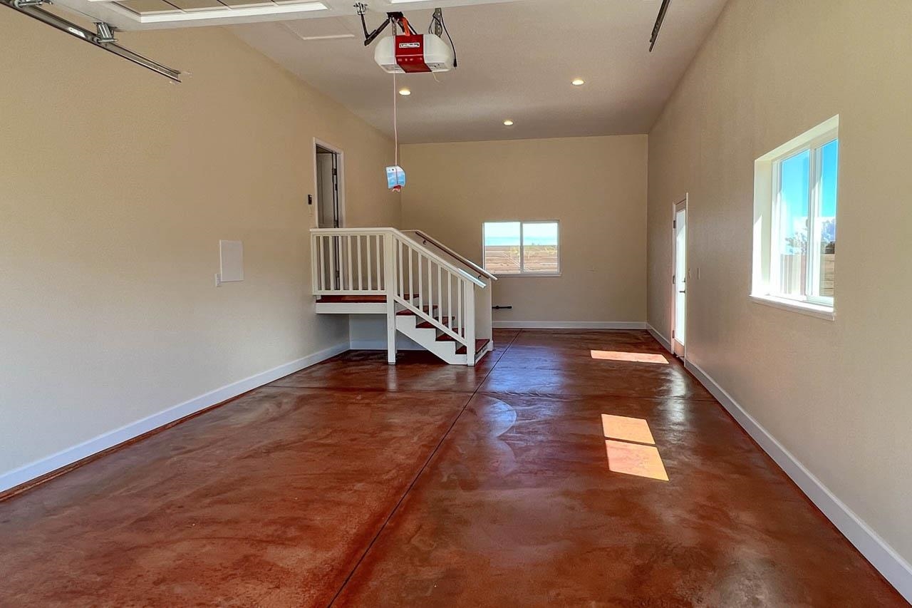 2728 Kaupakalua Road, Unit B Haiku, HI 96708 - Photo 25 of 29 a view of an entryway with wooden floor