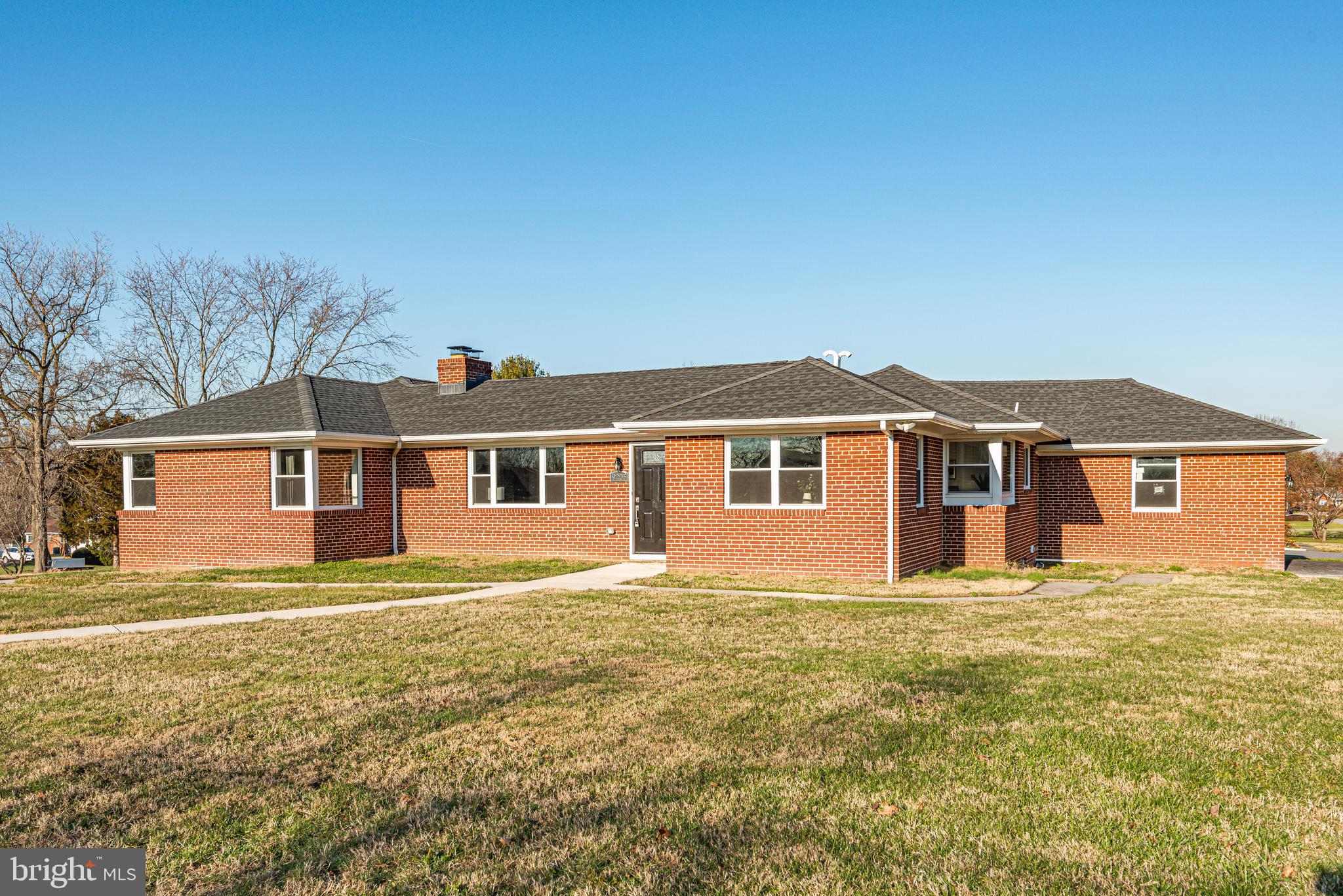 9205 Ravenwood Road Baltimore, MD 21237 - Photo 2 of 43 Gallery Image 2