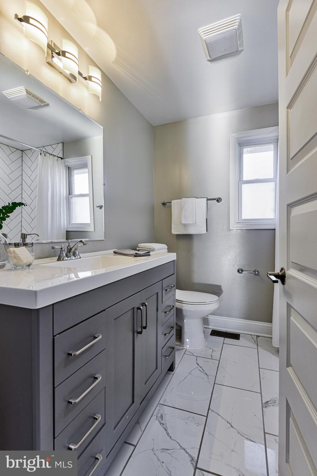 9205 Ravenwood Road Baltimore, MD 21237 - Photo 22 of 43 Gallery Image 22