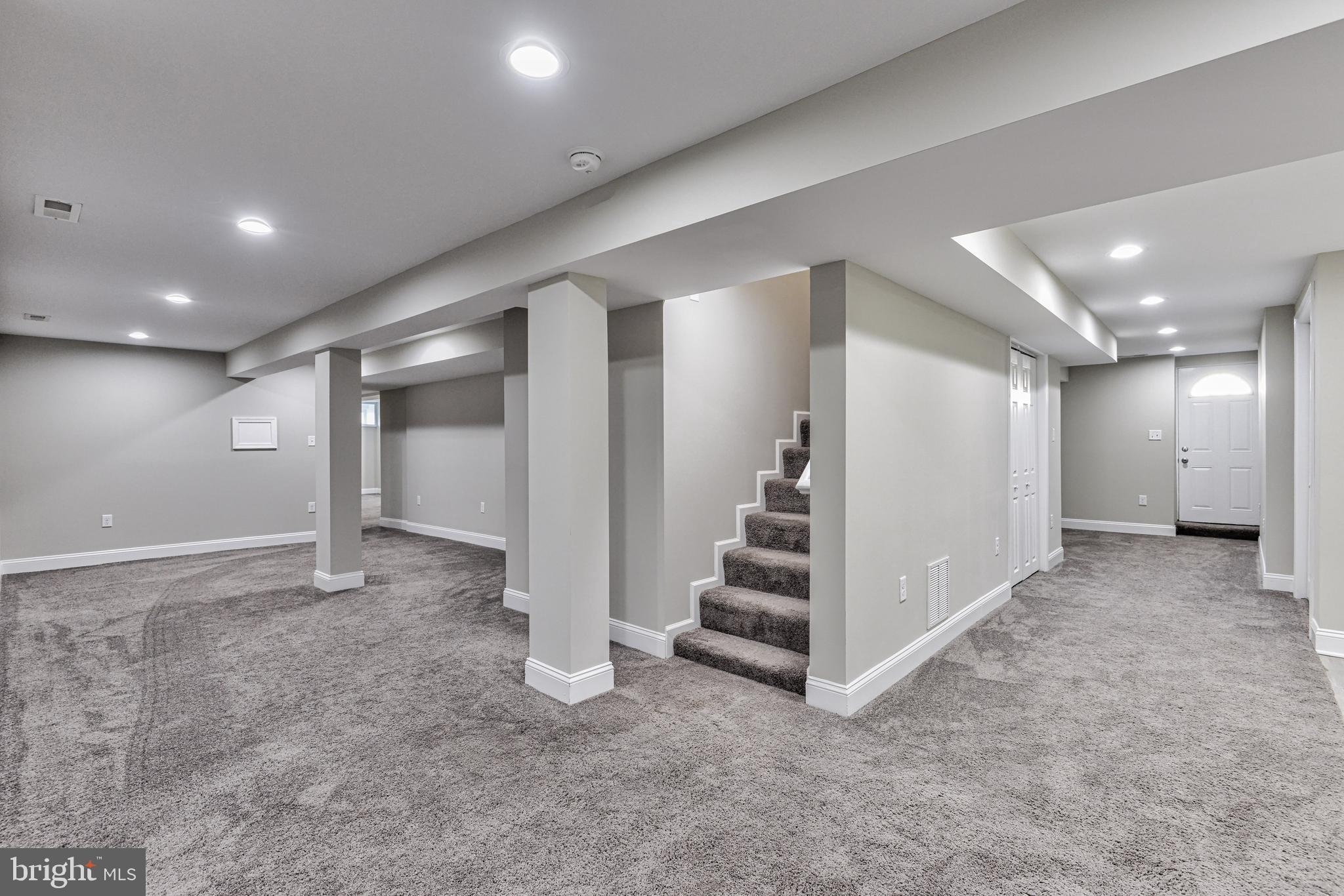 9205 Ravenwood Road Baltimore, MD 21237 - Photo 30 of 43 Gallery Image 30