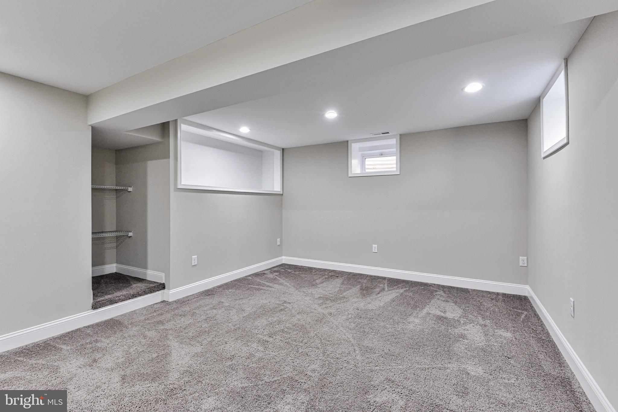9205 Ravenwood Road Baltimore, MD 21237 - Photo 33 of 43 Gallery Image 33