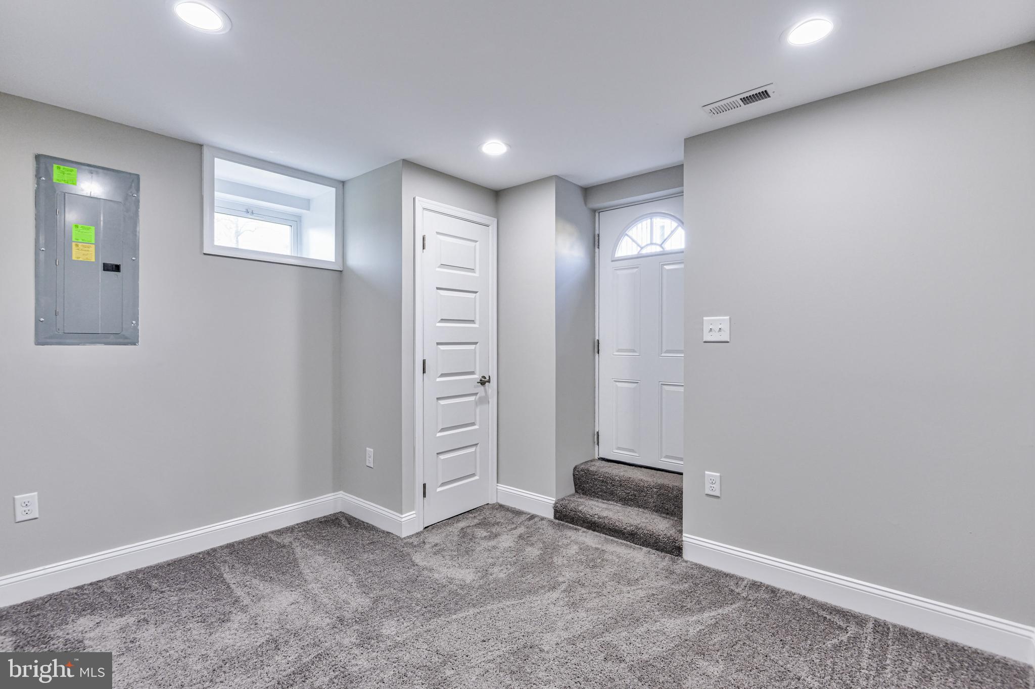 9205 Ravenwood Road Baltimore, MD 21237 - Photo 35 of 43 Gallery Image 35