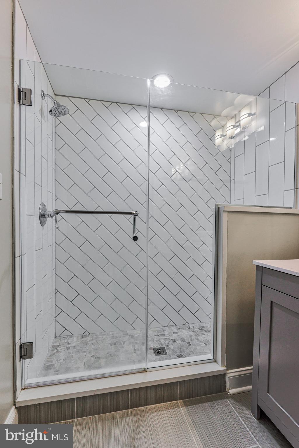 9205 Ravenwood Road Baltimore, MD 21237 - Photo 37 of 43 Gallery Image 37