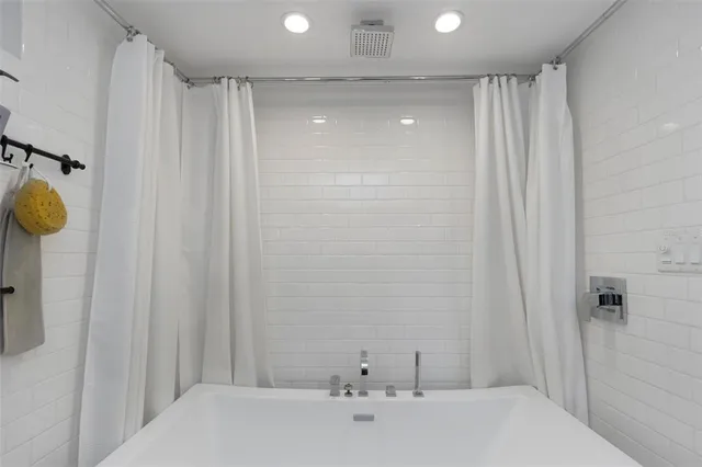 $535,000 | 4915 Pennsbury Drive, Tampa, FL 33624