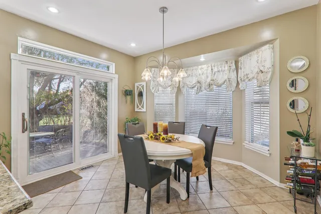 $499,999 | 18466 West Springwood Drive, Grayslake, IL 60030