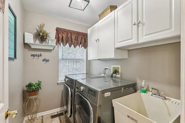 $499,999 | 18466 West Springwood Drive, Grayslake, IL 60030