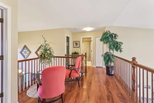 $499,999 | 18466 West Springwood Drive, Grayslake, IL 60030