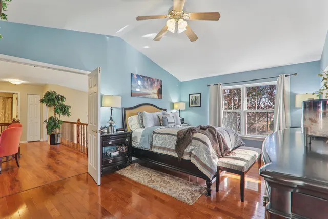 $499,999 | 18466 West Springwood Drive, Grayslake, IL 60030