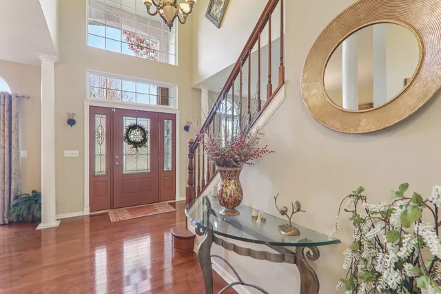 $499,999 | 18466 West Springwood Drive, Grayslake, IL 60030