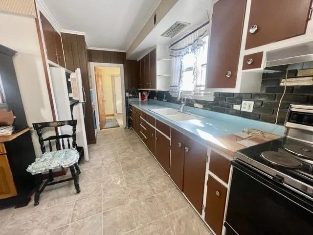 $185,000 | 630 4th Avenue, Berlin, NH 03570