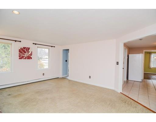 7 Cub's Path Hopkinton, MA 01748 - Photo 12 of 30 Gallery Image 12