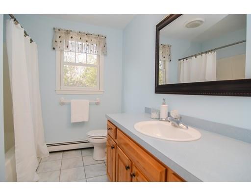 7 Cub's Path Hopkinton, MA 01748 - Photo 20 of 30 Gallery Image 20
