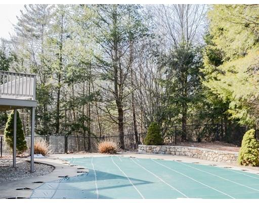 7 Cub's Path Hopkinton, MA 01748 - Photo 4 of 30 Gallery Image 4