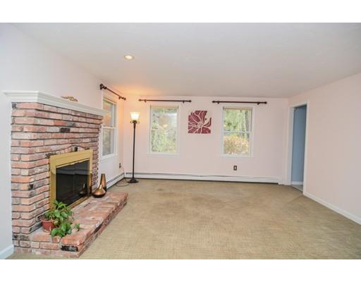 7 Cub's Path Hopkinton, MA 01748 - Photo 7 of 30 Gallery Image 7